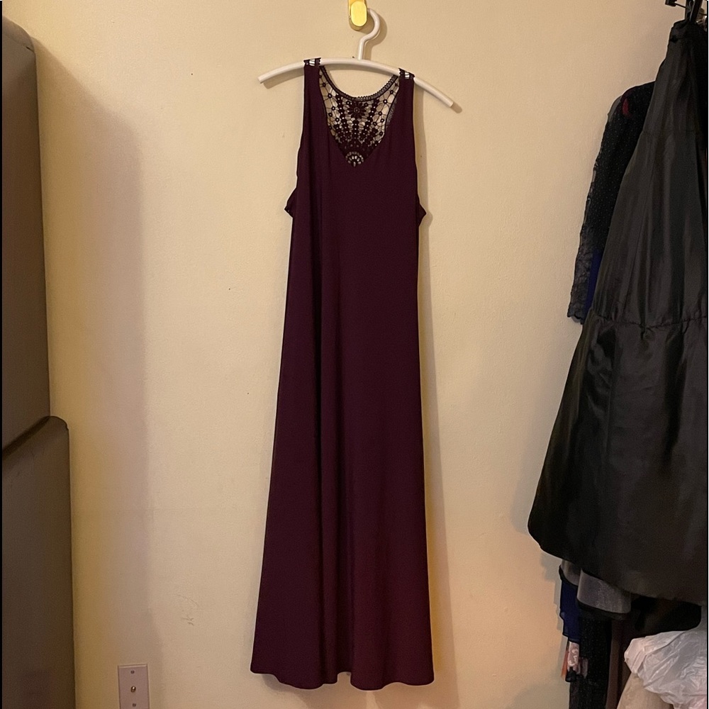 Fabulous Clingy Dress with Surprise 70s inspired Crochet back!